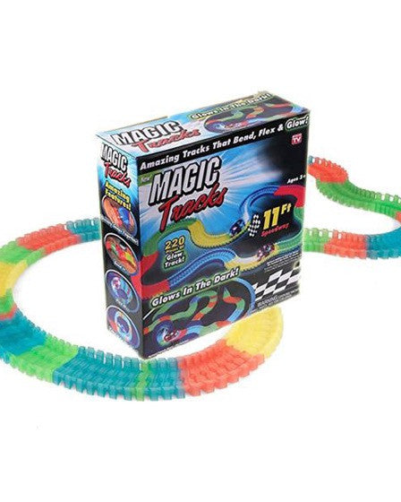 Pista flexibila curse masinute Magic Tracks din 220 piese
