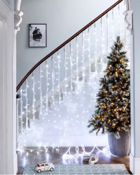 Instalatie LED cu franjuri lungi 1 M, Lungime 25 M, 500 LED, Alb Rece