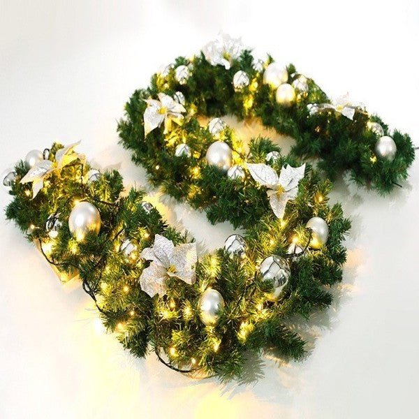 Ghirlanda Craciun, cu leduri, globuri si flori argintii, 2.70 m