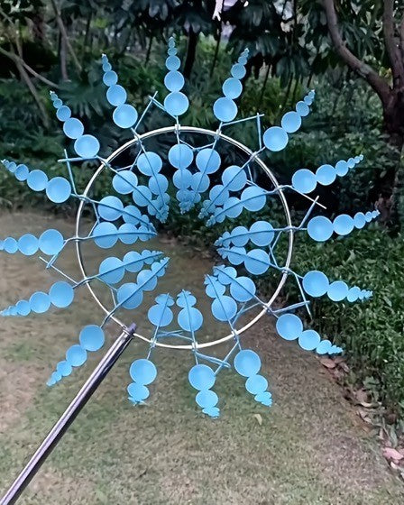 Moara de vant cinetica pentru gradina